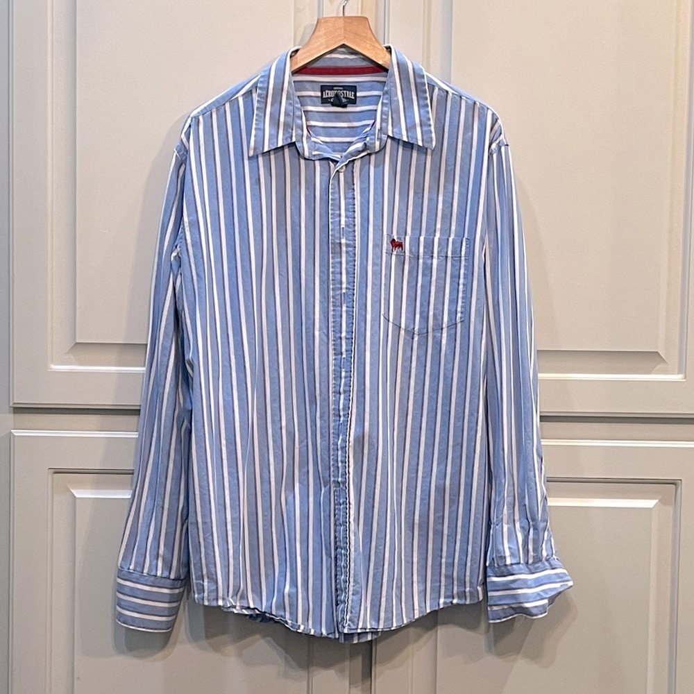 Men’s Aeropostale Casual Button Down Shirt - Large